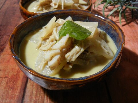 大根とレンコンとエノキのグリーンカレー